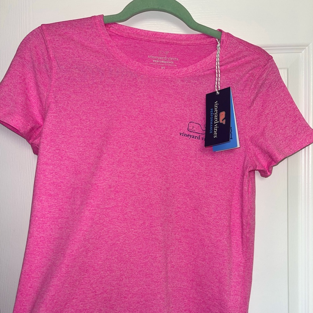 Women’s Vinyard Vines Performance Top size XS New with tags
